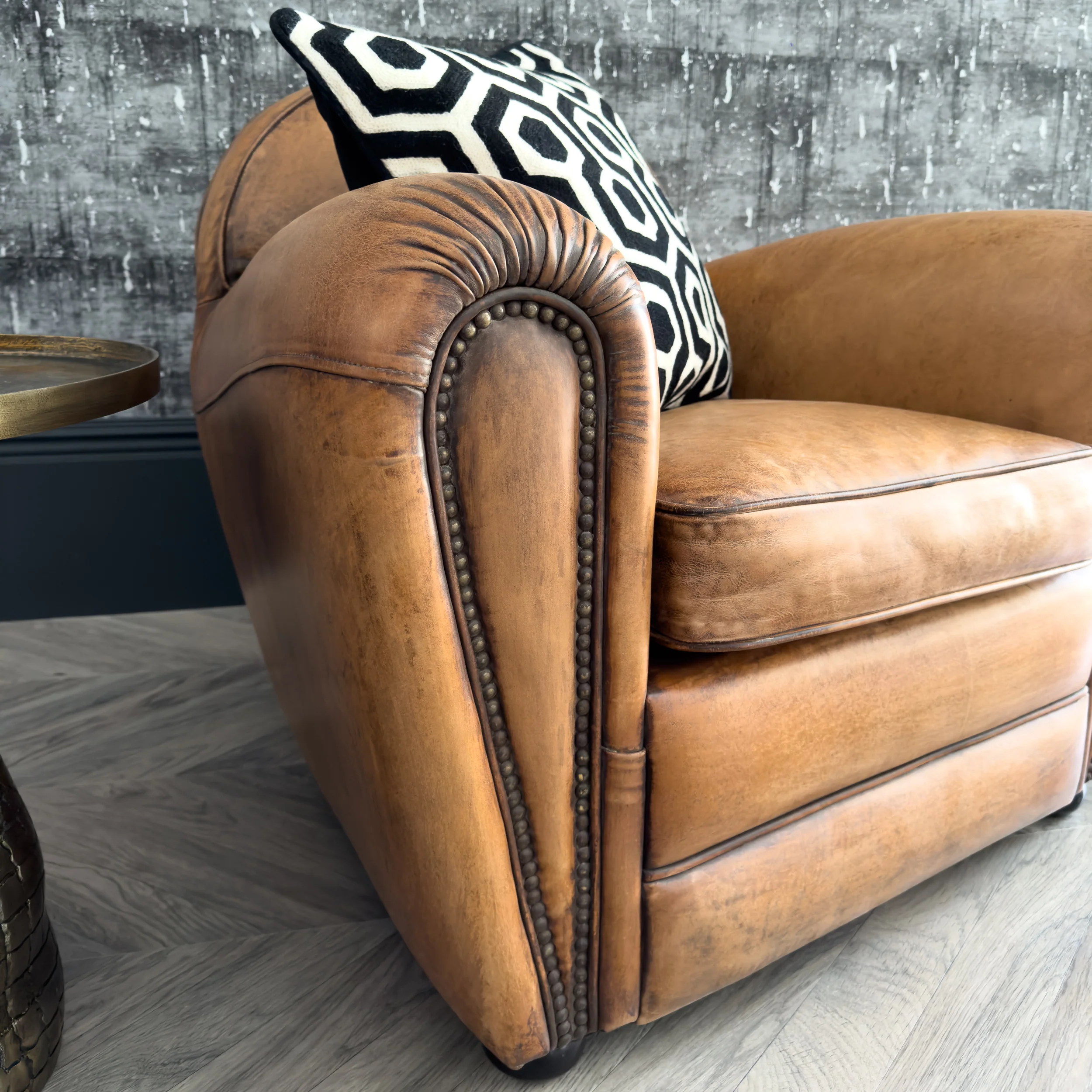 Amp Vintage Leather Armchair - Image 6
