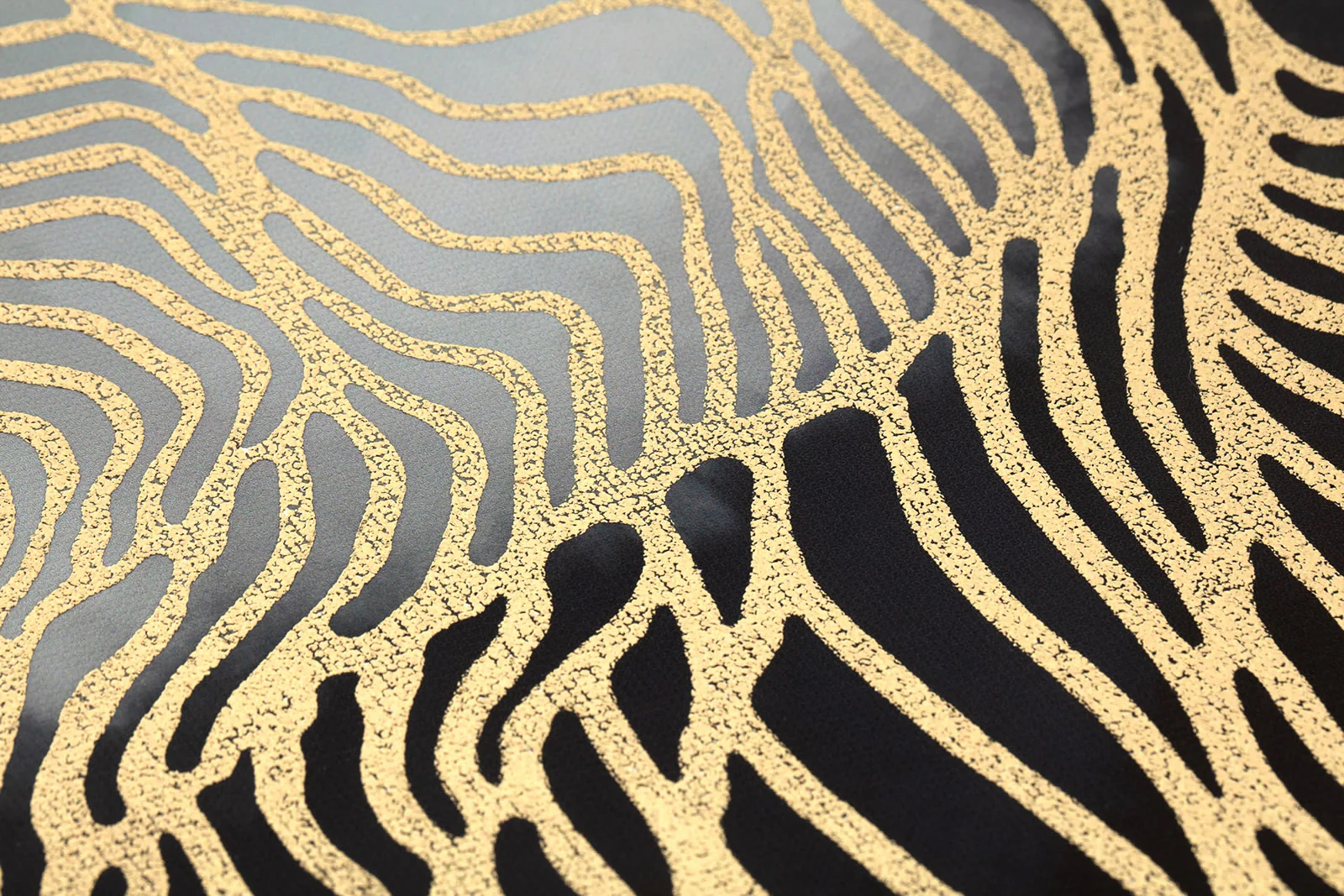 Berkeley Designs Abstract Design 32 - Image 3