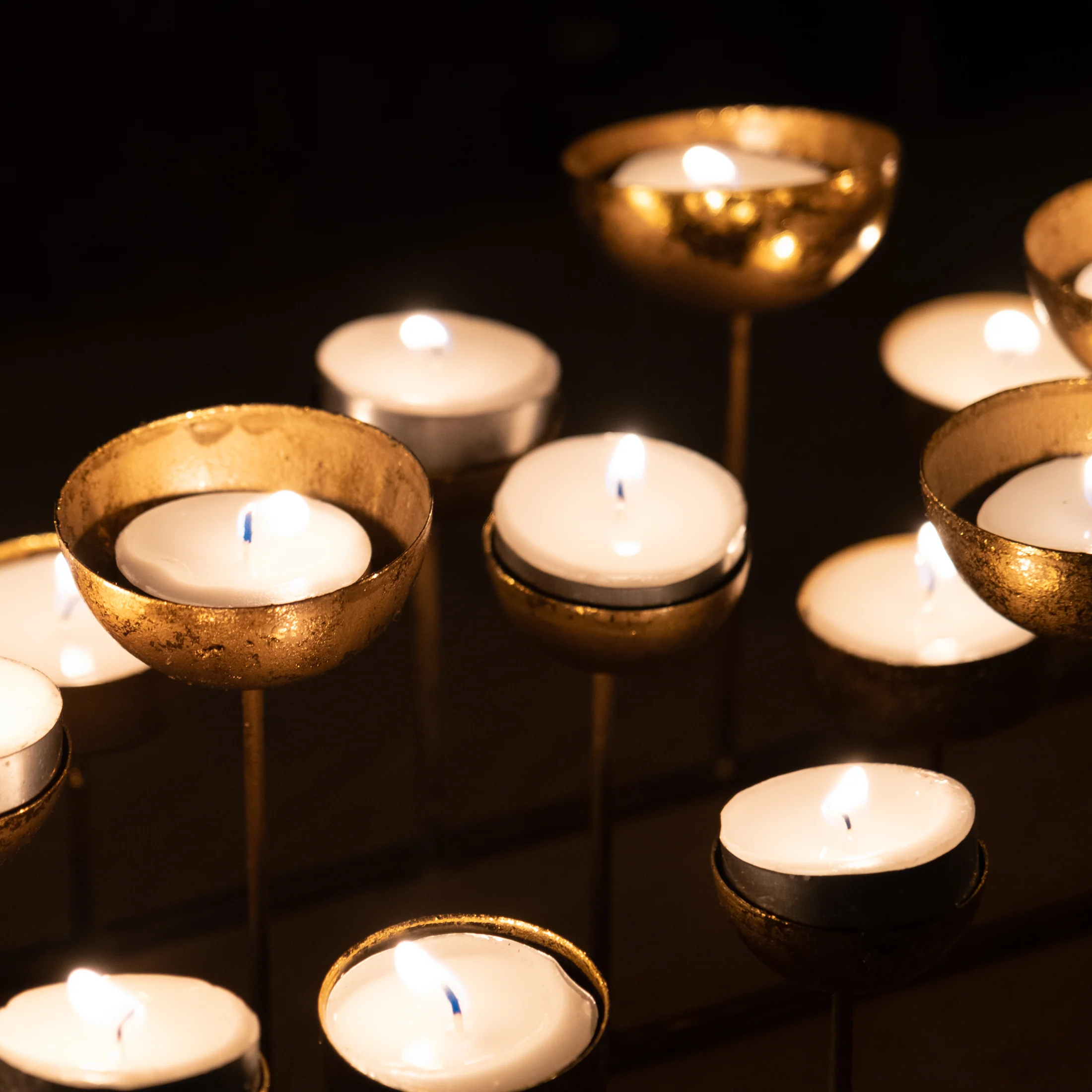 Large Gold Olympic Cauldron Style Tealight Holder - Image 5