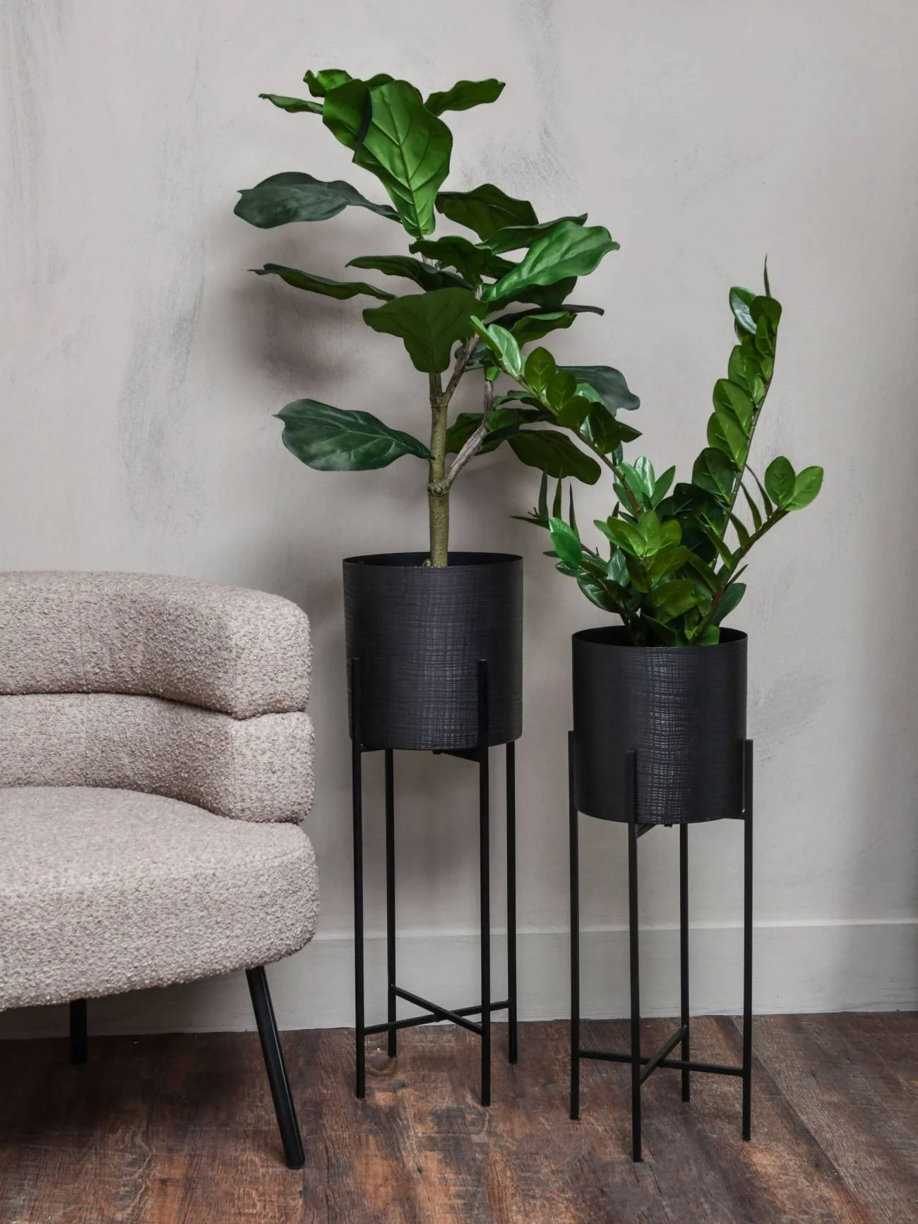 Libra Interiors Clyde Standing Planters in Matte Black – Set of 2 - Image 6